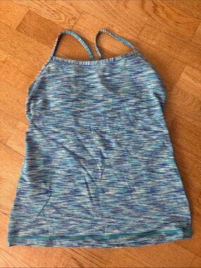 EUC Lululemon Blue Wee Are From Space Power Y Tank 8 cups included